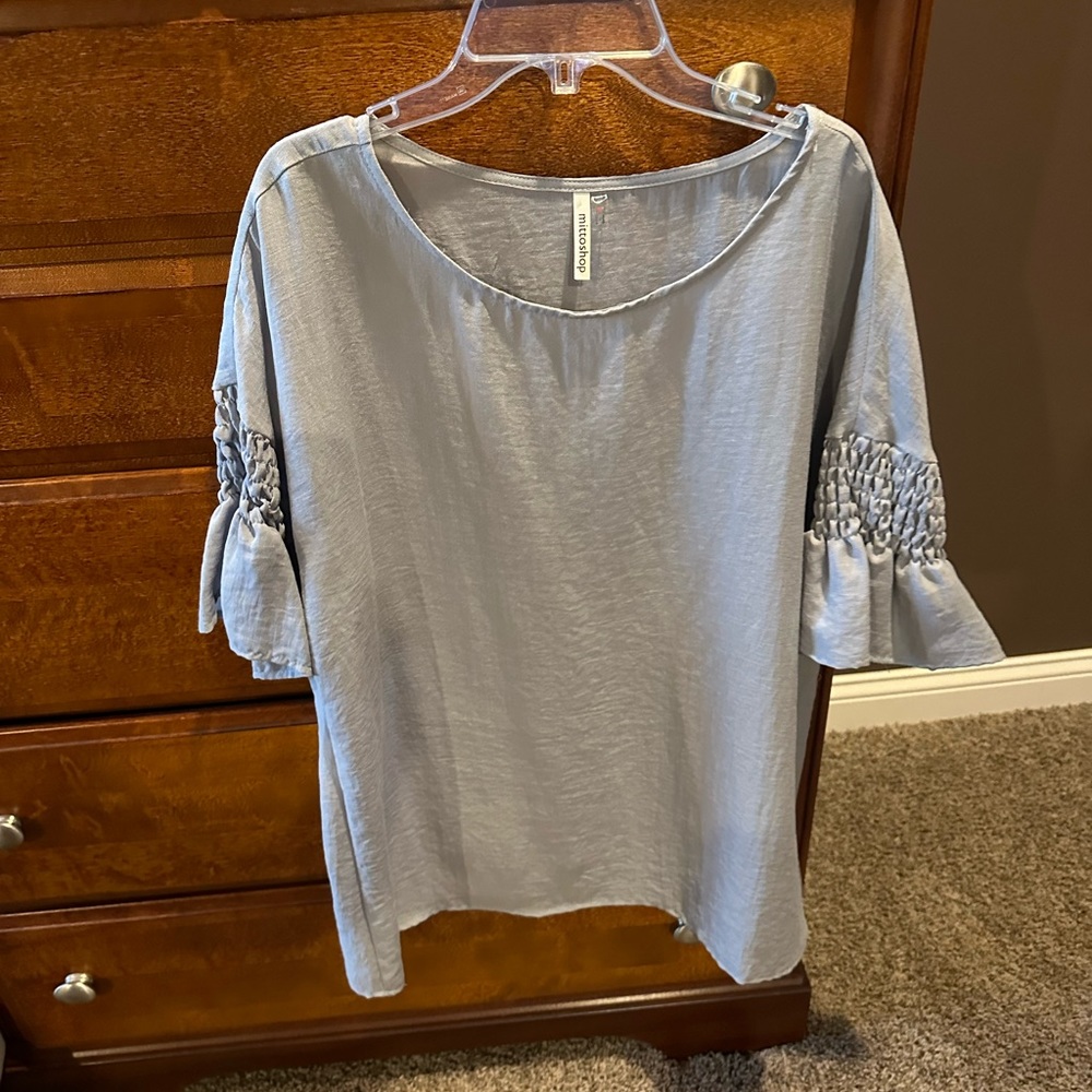 Womens 3/4 sleeve blouse
